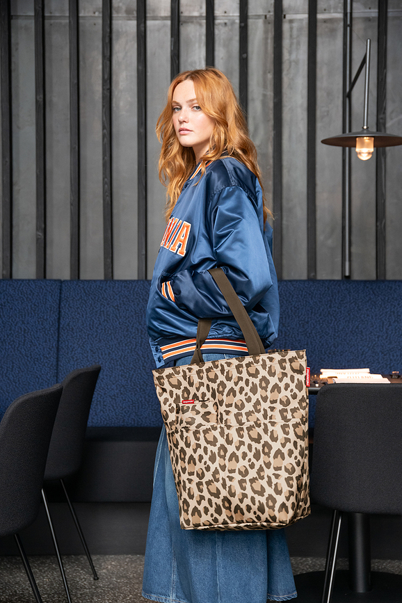 Reisenthel Twist Sac avec pochette, gris foncé, Set 2 pièces