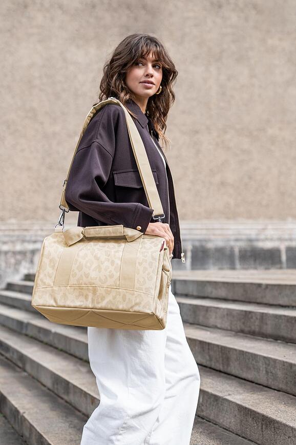 Sac de voyage Allrounder M, beige à pois, en matière recyclée