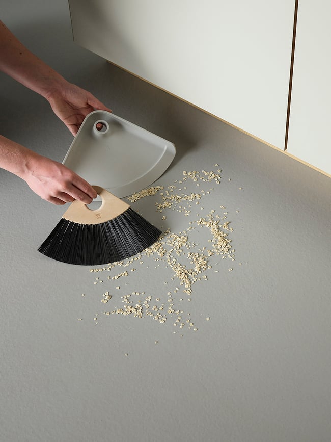 Sweep-it Set Balayette et Pelle à Poussière, gris clair