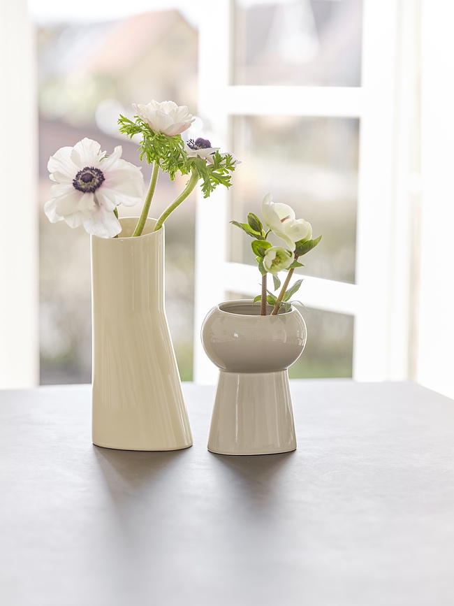 Oval No.67 Vase, vanille