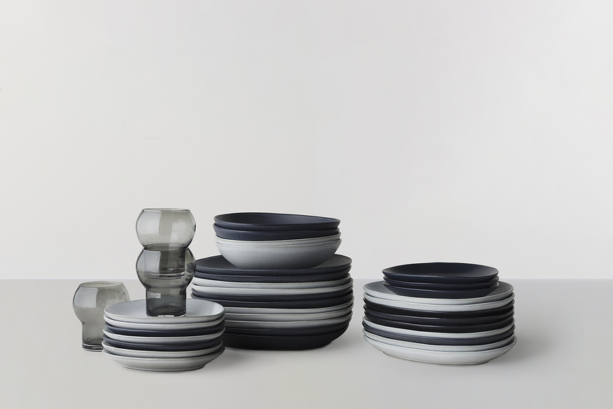 Platos de gres Ro Collection No.35, gris claro, 2 unidades
