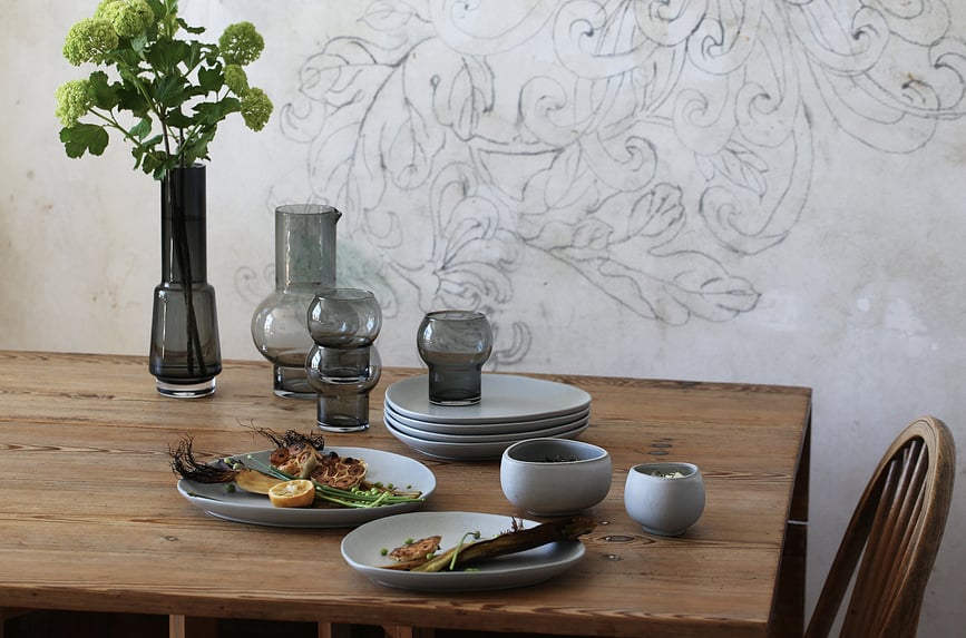 Ro Collection No.35 Tanjuri od kamenine svijetlosivi 2 kom.