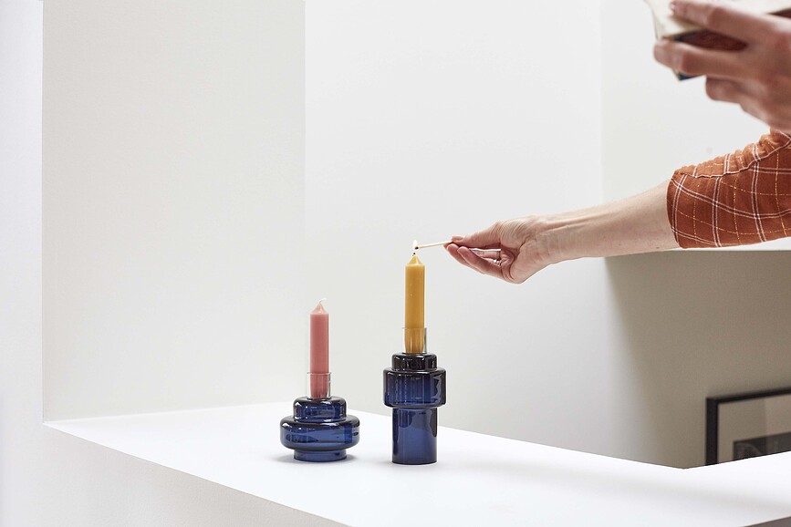 Ro Collection No.55 Bougeoir, indigo, en verre