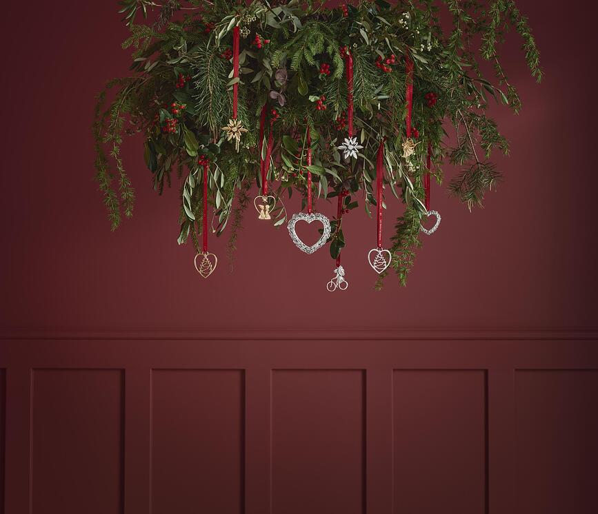 Adorno navideño Karen Blixen Corazón con Flores, 11,5 cm, plateado