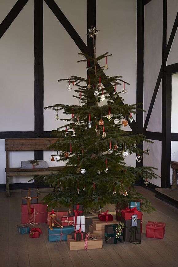 Adorno navideño Ángel con bebé Karen Blixen, dorado