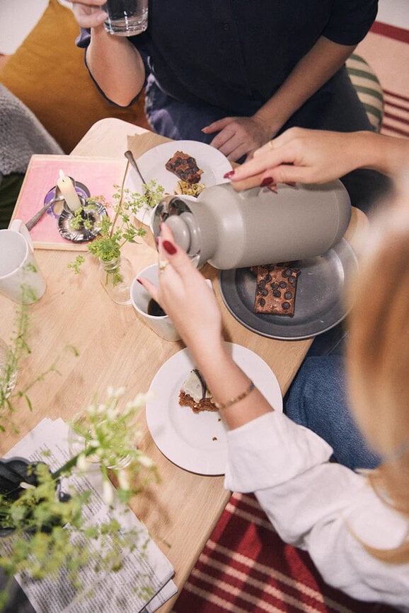 Thermos Stay allongé 1 l, noir