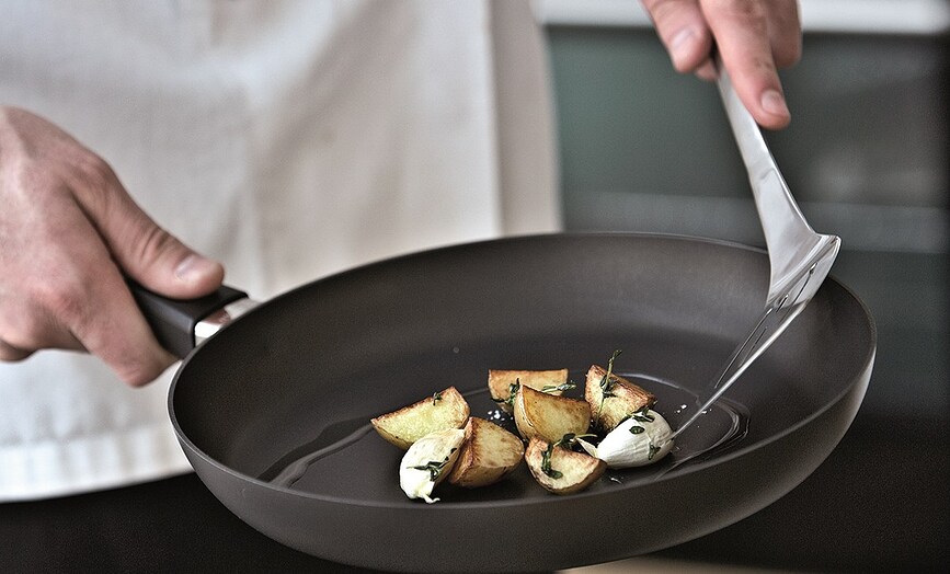 Classic Ponev, 24 cm