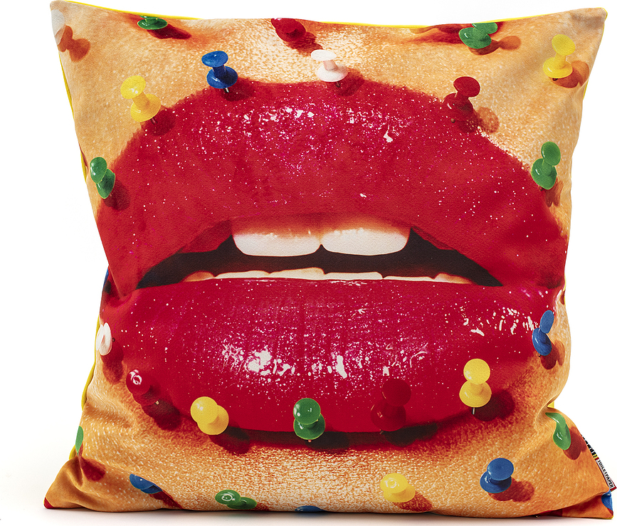 Cuscino Seletti Wears Toiletpaper Mouth With Pins