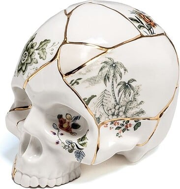 Dekorācija Kintsugi Skull