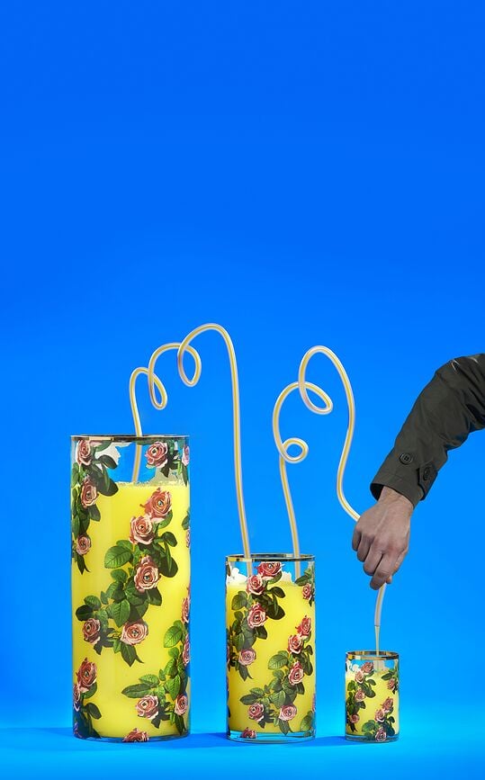 Jarrón cilíndrico Toiletpaper Roses, 14 cm