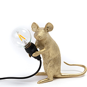 Lampa Mouse siedząca złota z gniazdkiem USB