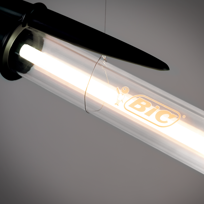 Lampa wisząca lub ścienna BIC LED 173 cm niebieska