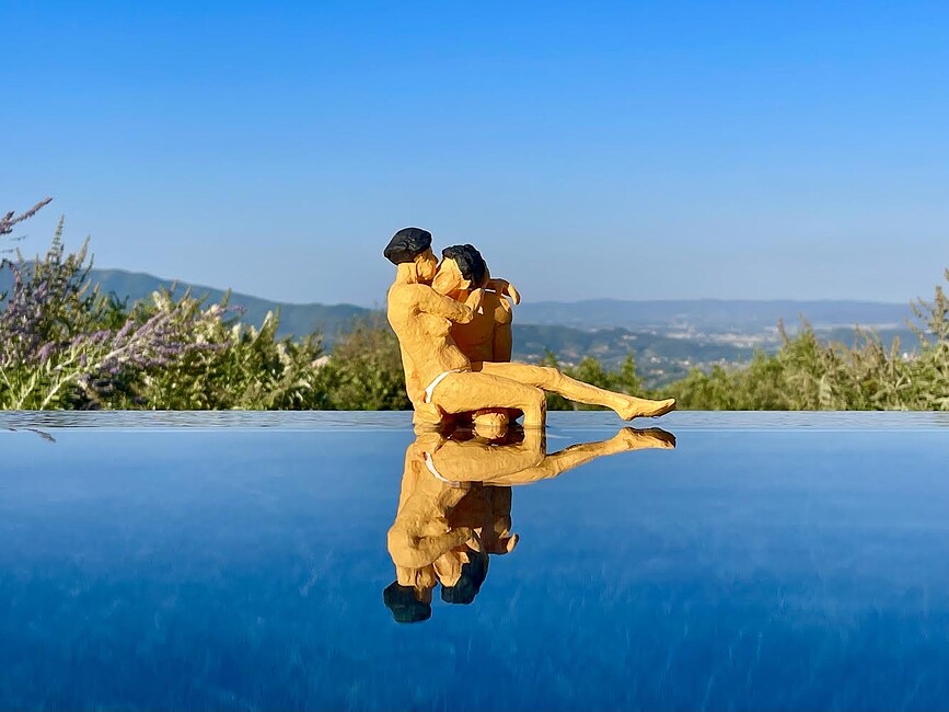 Love Is A Verb Figurice Maya & Sofia, 2 kosa