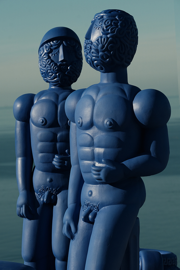 Magna Graecia Bronzo Helmet Sculpture 144 cm, en terre cuite, bleue