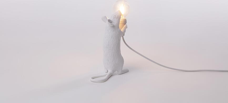 Mouse Lampa sjedeća s USB priključkom bijela