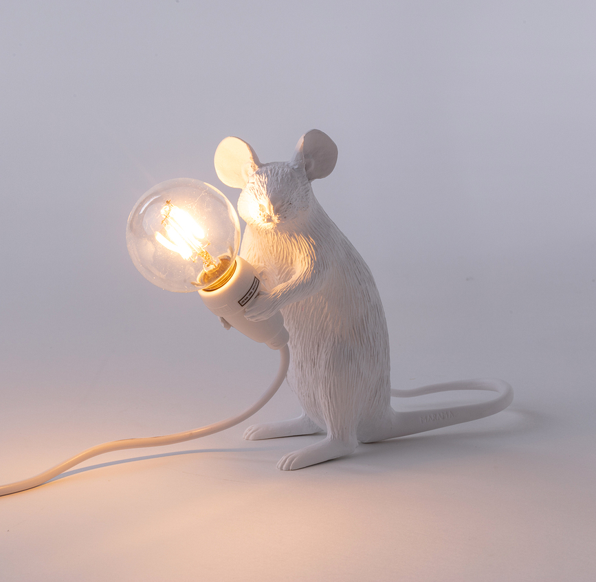 Mouse Lampe assise, blanche, avec port USB