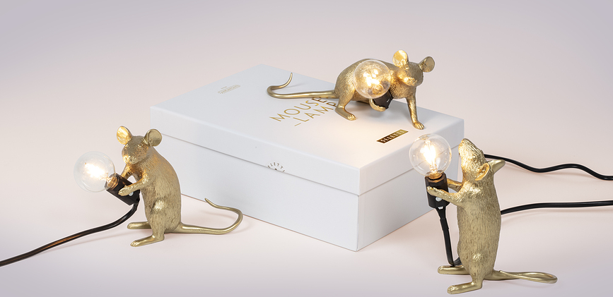 Mouse Svetilka ležeča, z USB vtičnico, zlata