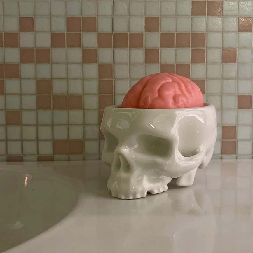 Savonnière avec savon Brainwash blanche