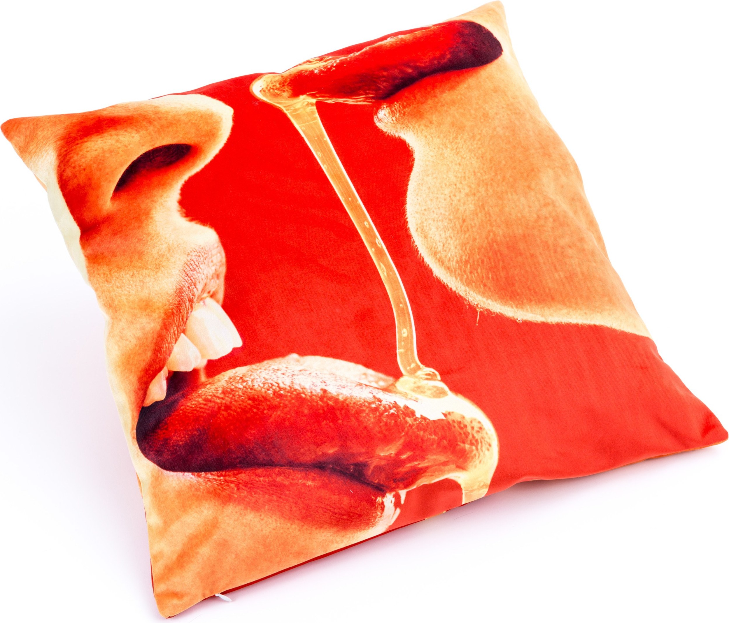 Seletti Wears Toiletpaper Honey Kissen