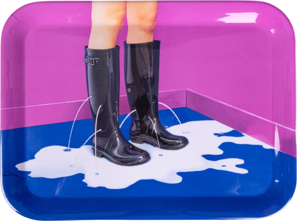 Seletti Wears Toiletpaper Milky Boots Tablett