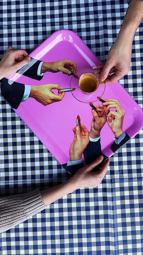 Seletti Wears Toiletpaper Pladanj Shit