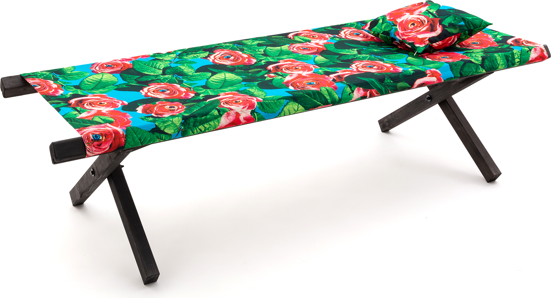 Toiletpaper Roses Gartenliege