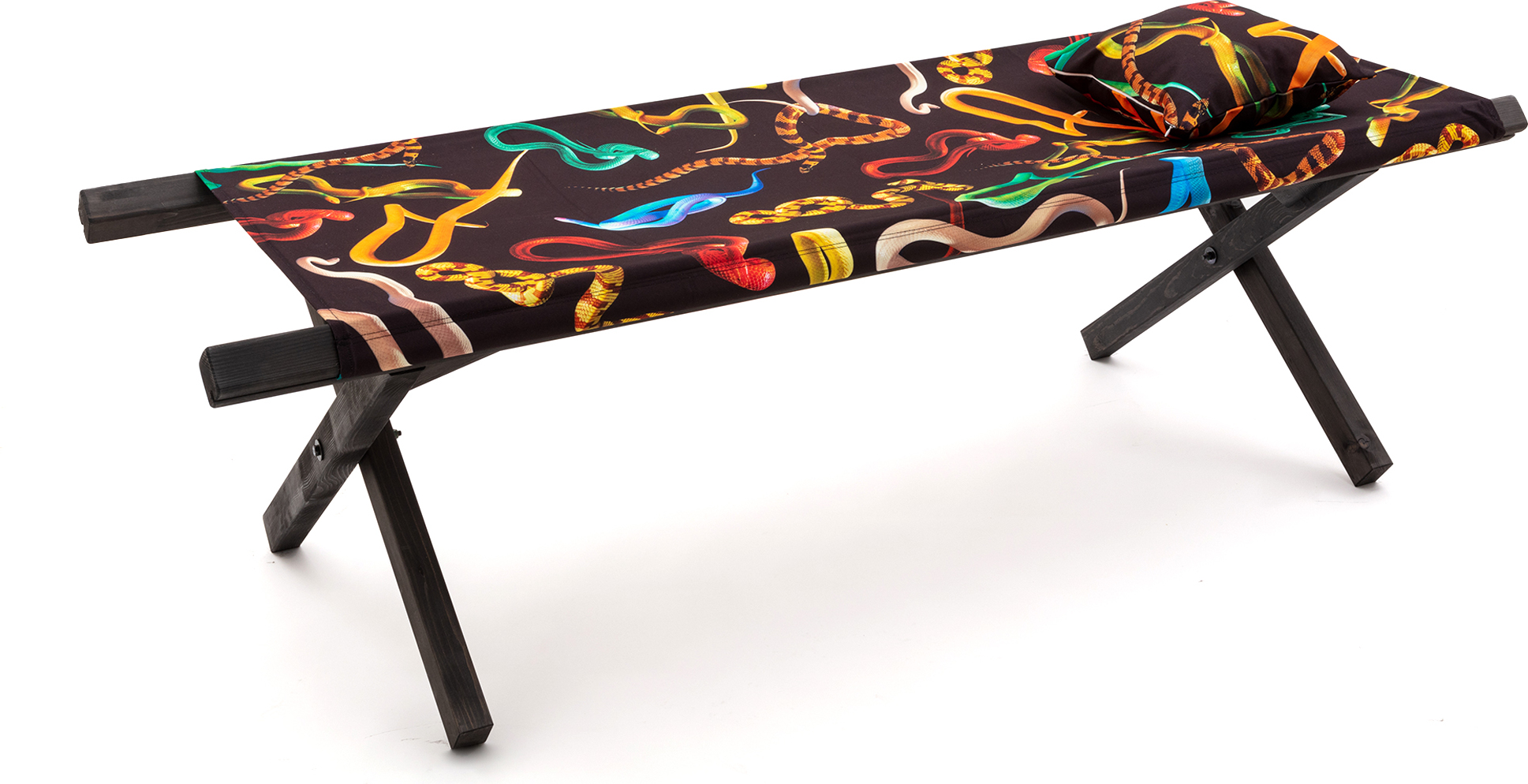 Toiletpaper Snakes Gartenliege