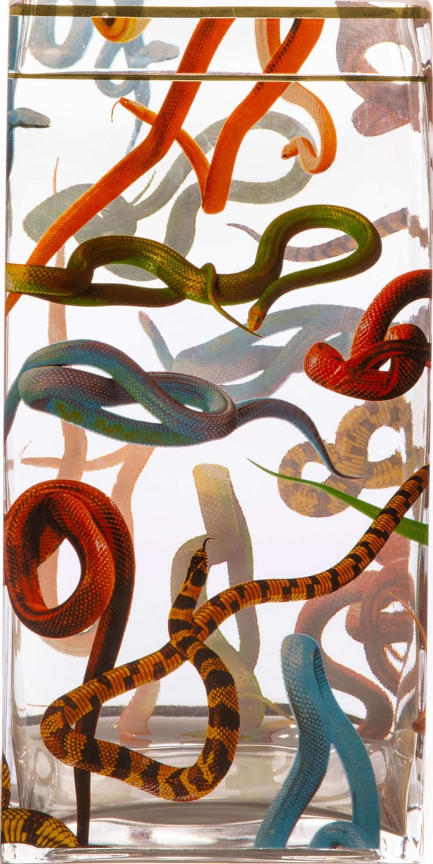 Toiletpaper Snakes Vase 30 cm
