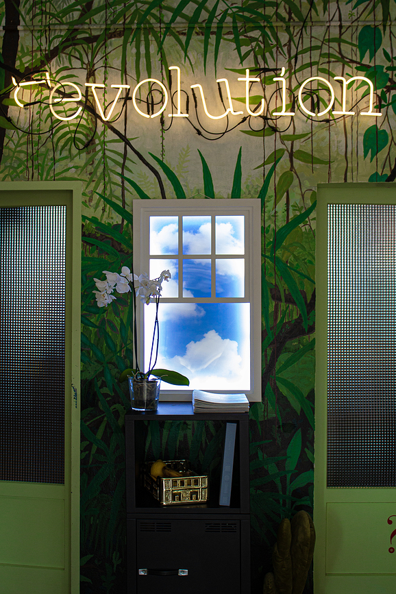 Window Grenier Φωτιστικό Τοίχου