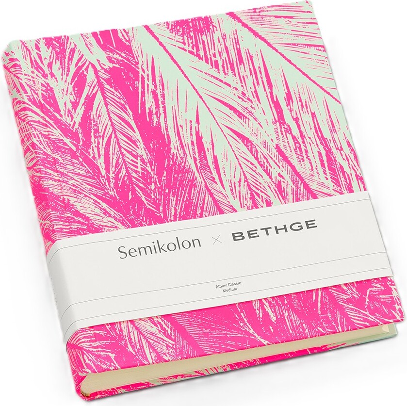 Bethge x Semikolon Pfauenfeder Fotoalbum 21,6 x 25,5 cm, rosa