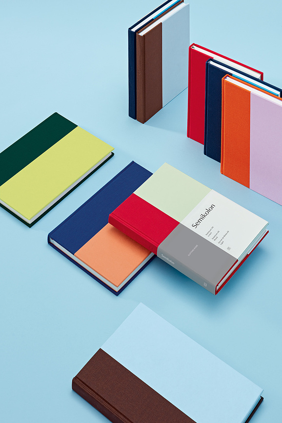 Cuaderno de páginas lisas Cutting Edge, A5, marrón y azul