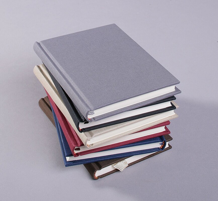 Cuaderno rayado Uni Classic, formato A5, verde oscuro