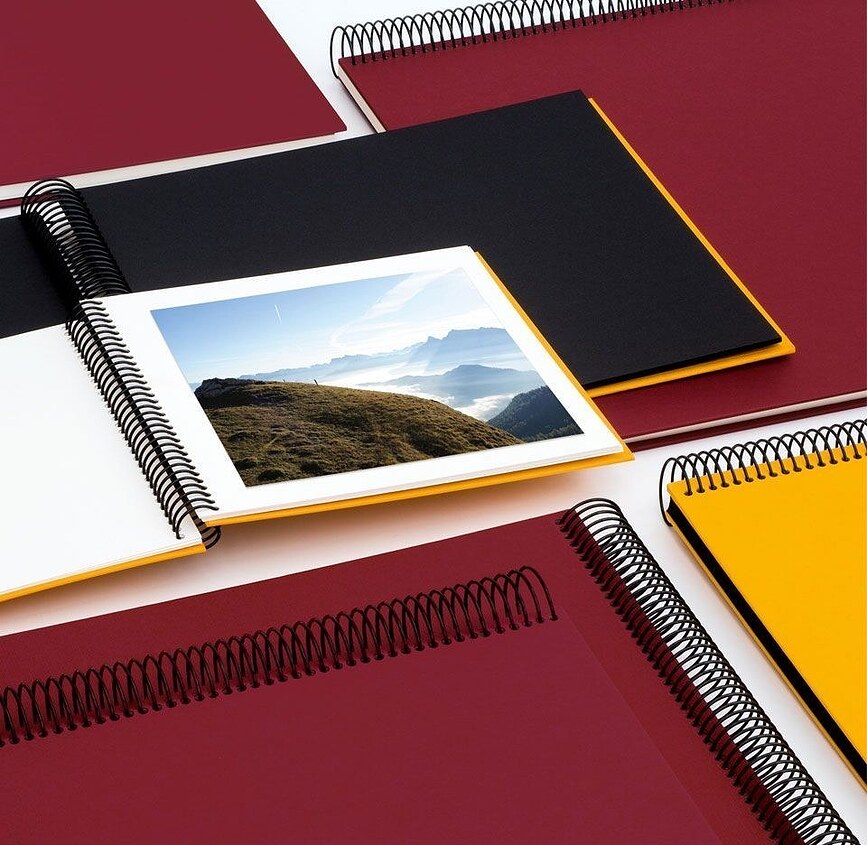 Uni Economy Album za fotografije mali tamnozeleni s crnim stranicama