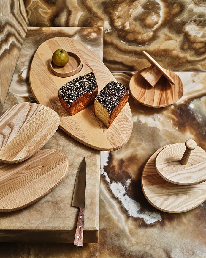 Bandeja para servir Dune, de fresno negro, 46,5 cm