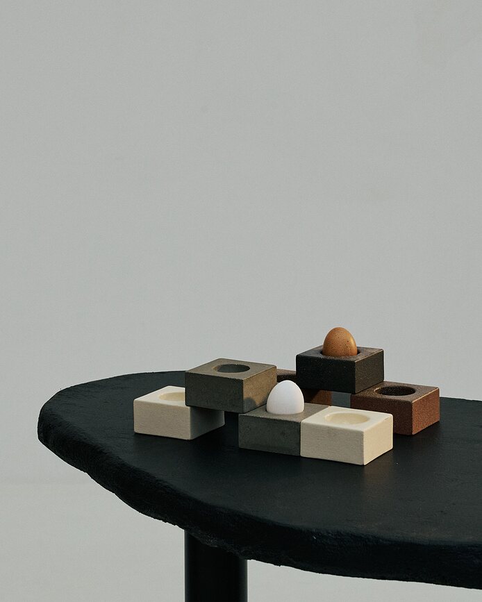 Hueveras Uovo, marrones, 2 unidades