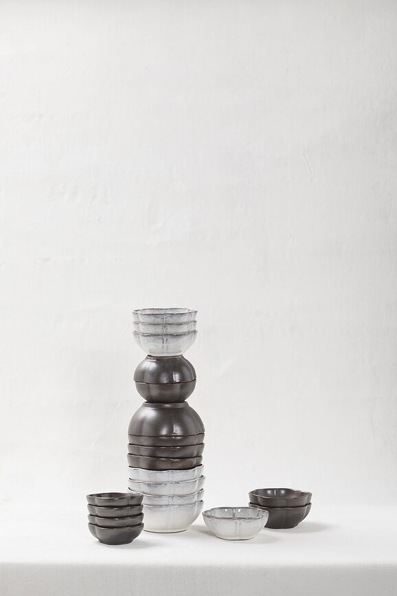 Inku Ribbed Sklede, 9 cm, bele, 4 kosi