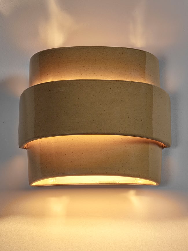 James Stenska svetilka, rdeča