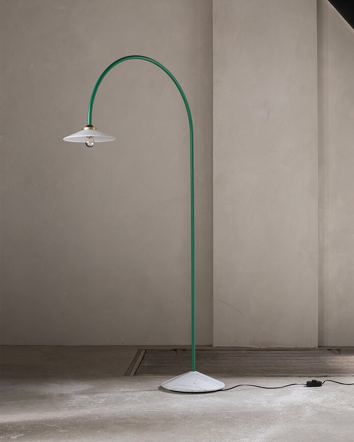 Lampadaire Marble No2 172 cm, bordeaux