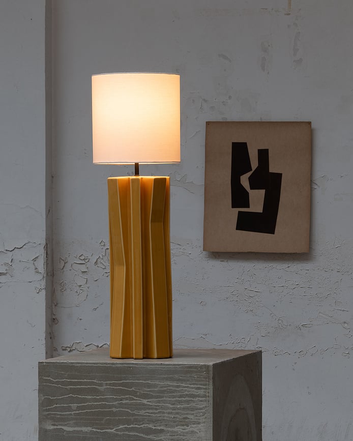 Lámpara de Mesa Yucca N°3, negra