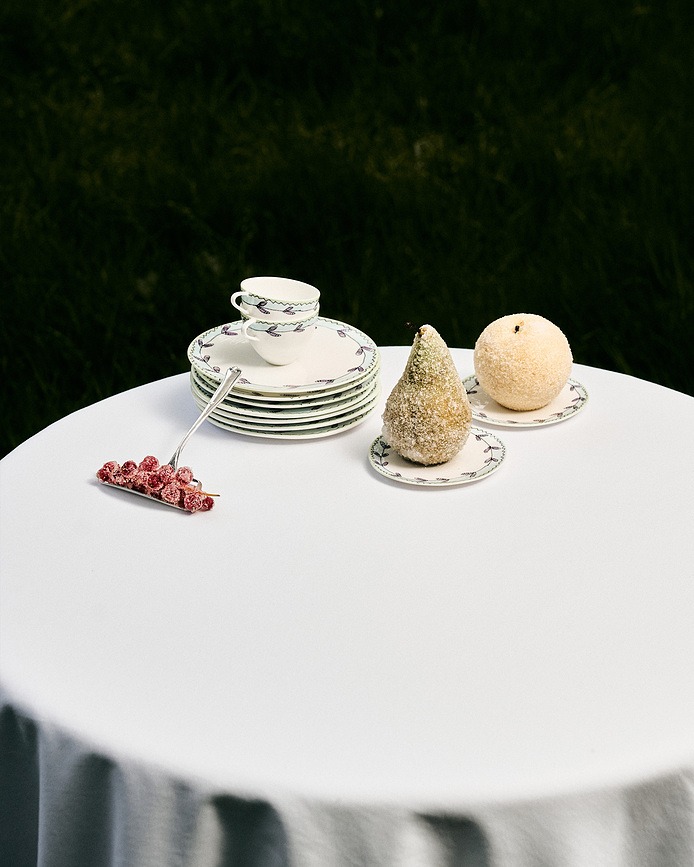 Midnight Flowers Blossom Milk Πιατάκι για φλιτζάνι καφέ, 12,5 cm