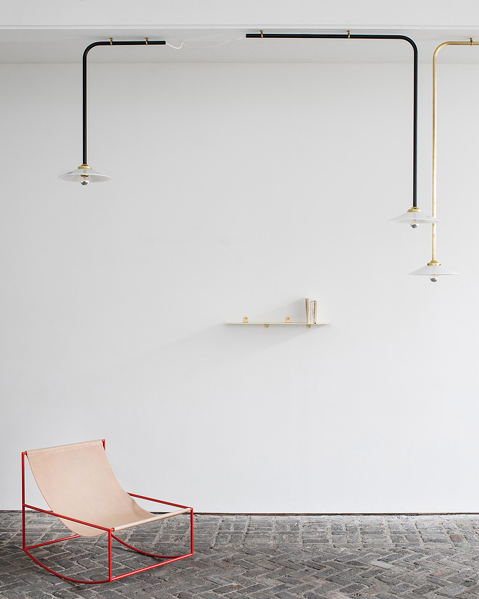 N°3 Stropna Lampa crna