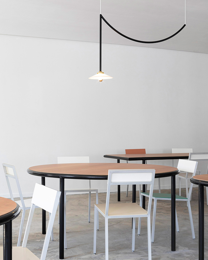 N°5 Stropna Lampa crna