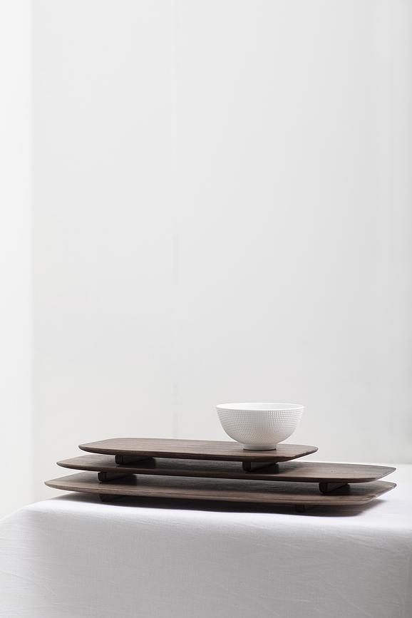 Nido Pladenj za serviranje L, orehov les