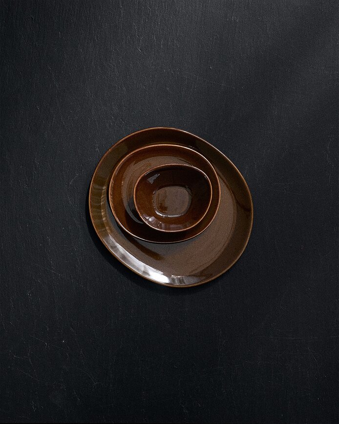 Out of Lines Assiettes à Dessert, 22,5 cm, marron et noires, Lot de 2