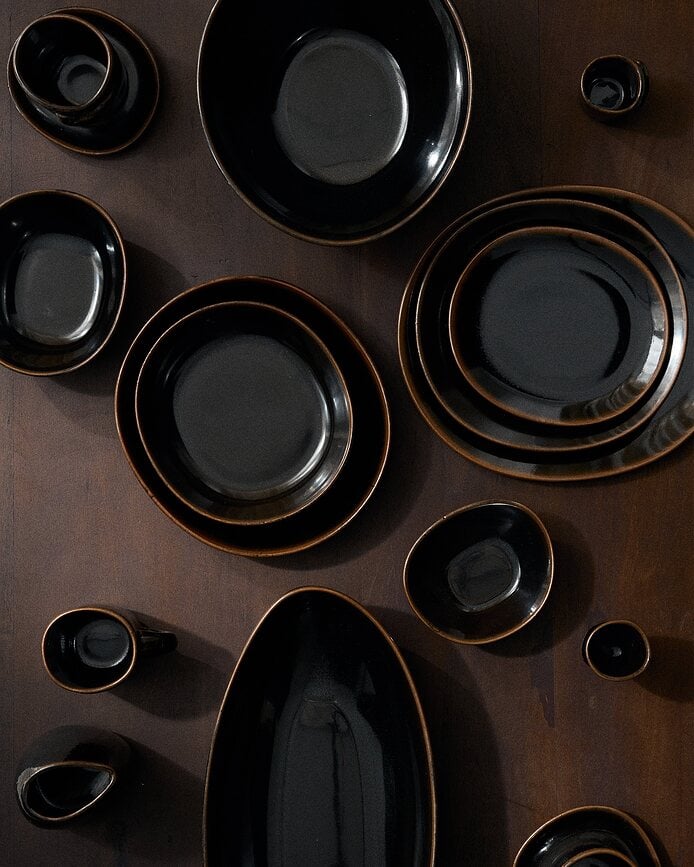 Out of Lines Assiettes Plates, 27,5 cm, marron et noir, Lot de 2