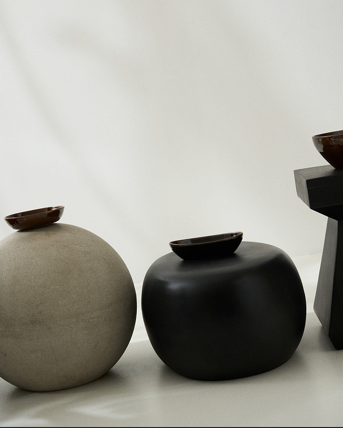 Out of Lines Skleda ovalna, 450 ml, rjavo-črna