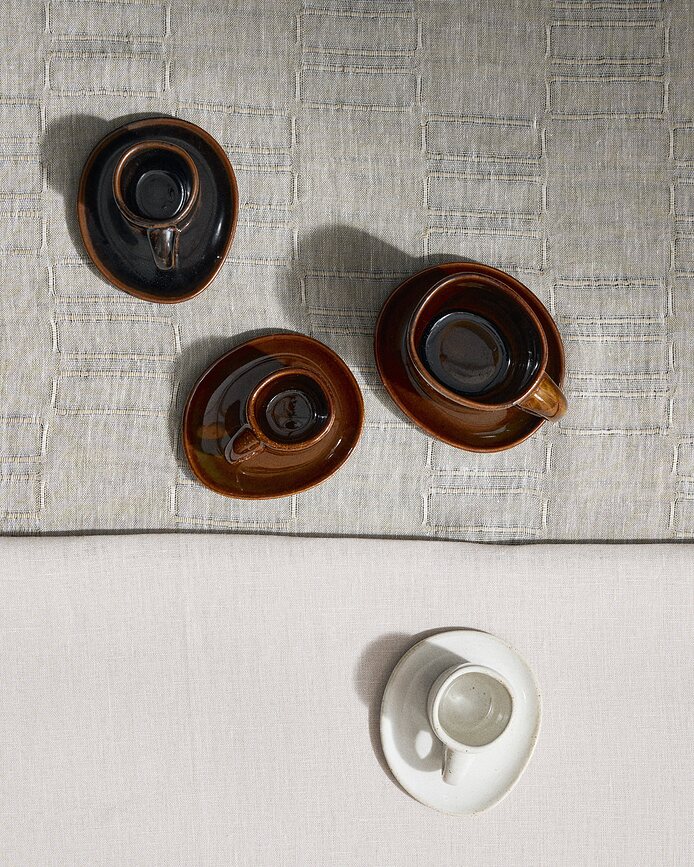 Out of Lines Soucoupes à Tasses à Café, 15 cm, marron et noires, Lot de 2