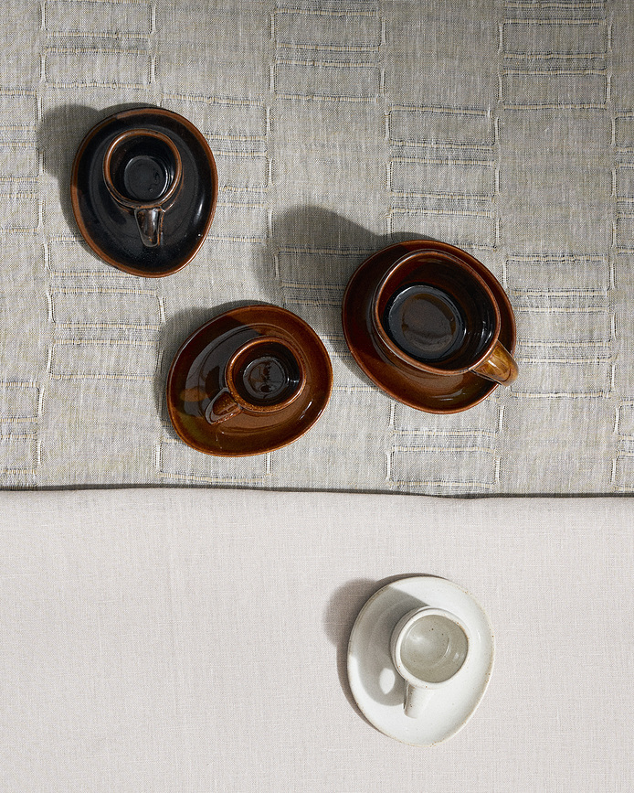 Platillo para taza de espresso Out of Lines, 12 cm, marrón y negro