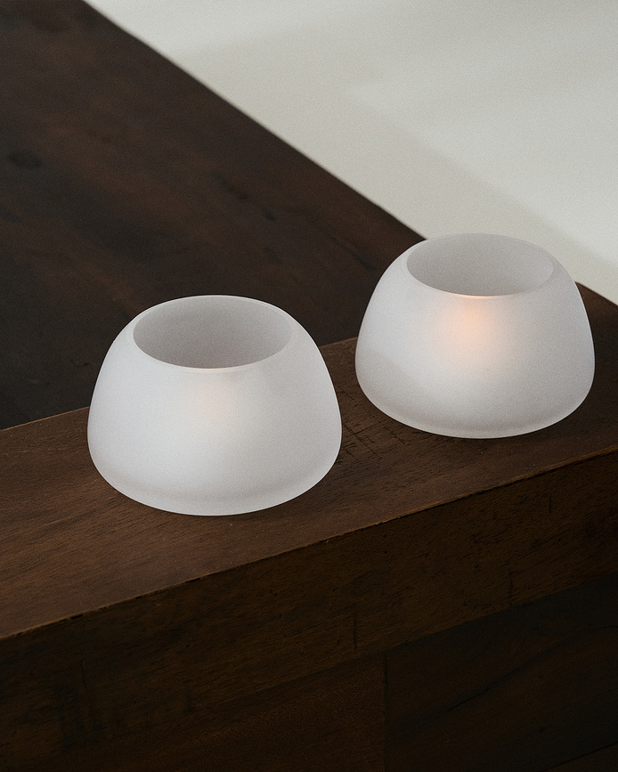 Portavelas para velas de té Out of Lines