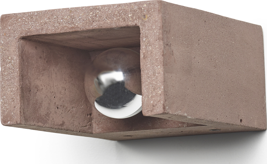 Primary Shape °2 Stenska svetilka, temno rdeča